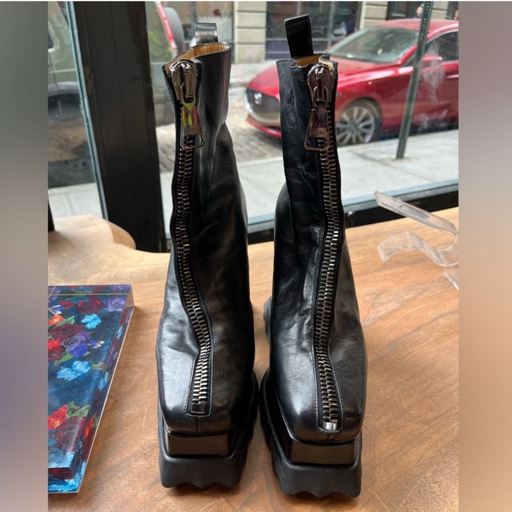 John Fluevog Munster Max Front Zip Black Leather  Platform boot